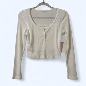 NWT Frankee & Skylar Cream Long Sleeve Lace Trim Shirt